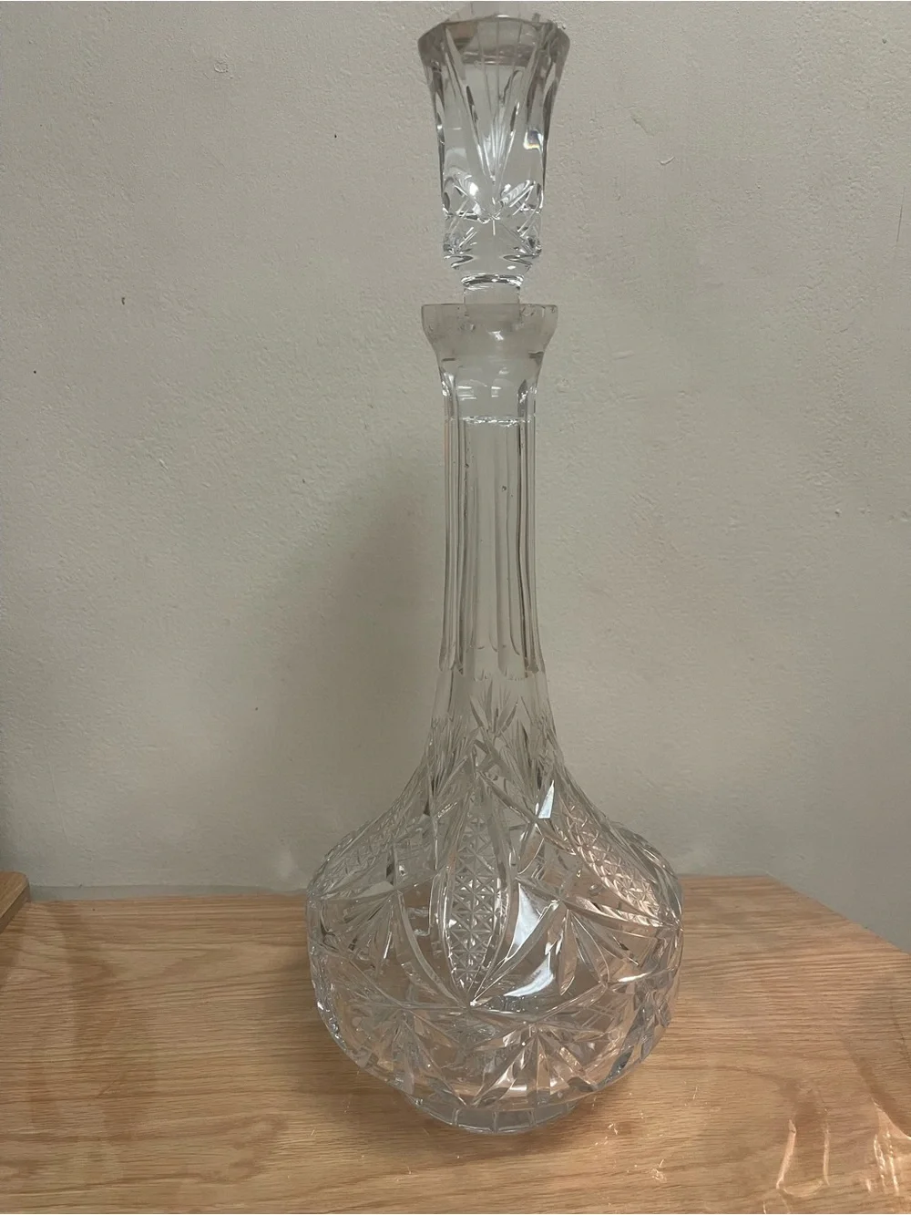 Clear Crystal Cut Glass Decanter with Stopper